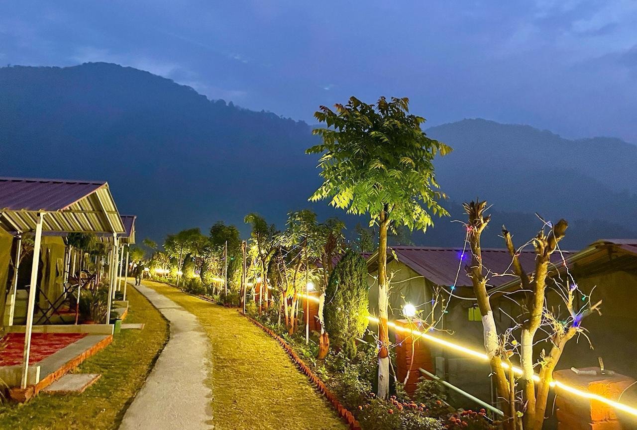 WhatsApp Image 2025-10-21 at 13.56.17 (2)