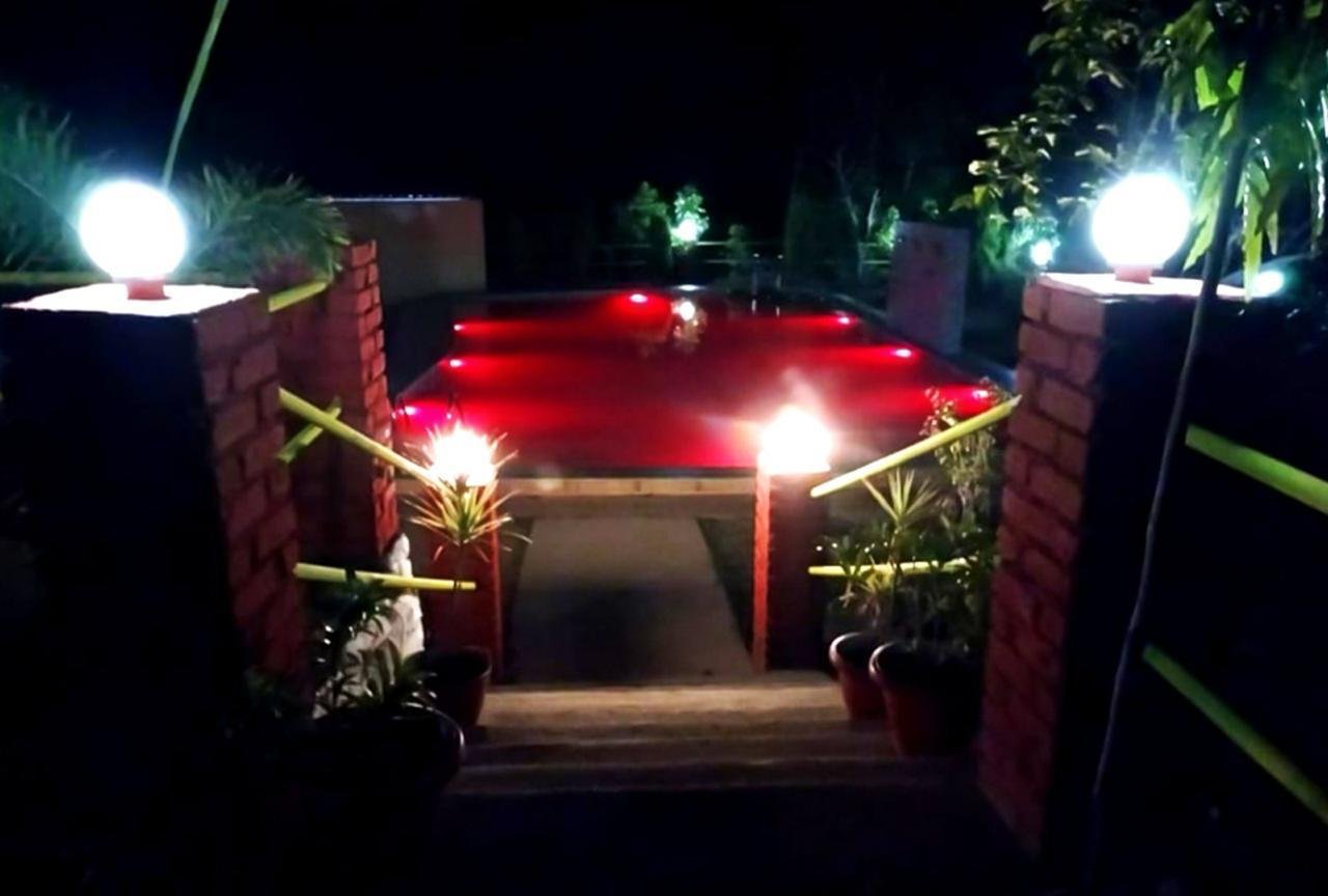 WhatsApp Image 2025-10-21 at 13.56.20 (1)