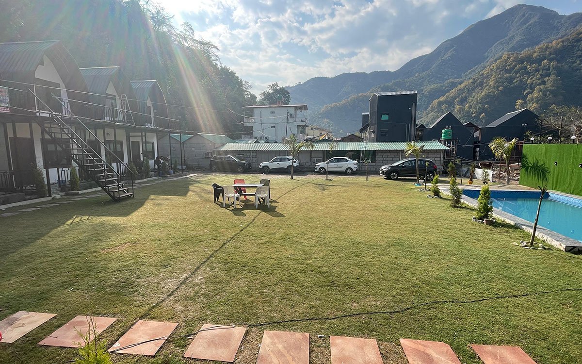 Luxury-Cottage-3 (2)